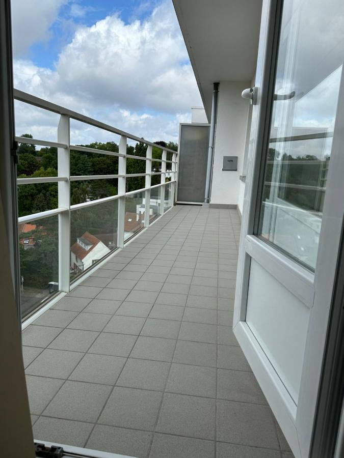 Clam，Grand Apartment In Uccle Brüssel Exterior foto